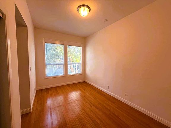 5th image of 563 Steiner St APT 4