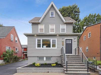 725 4th St, Secaucus, NJ, 07094