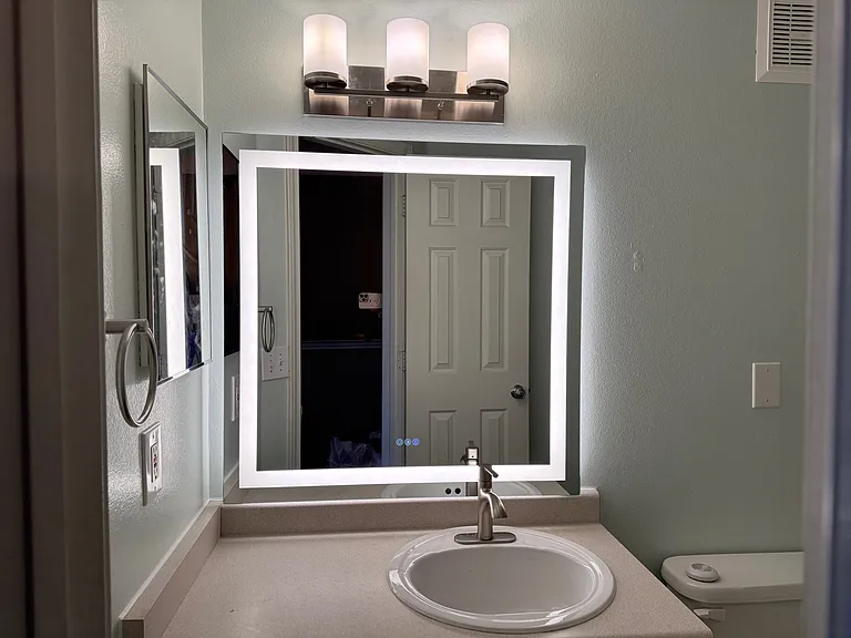11629 Tomahawk Creek Pkwy — Photo 11