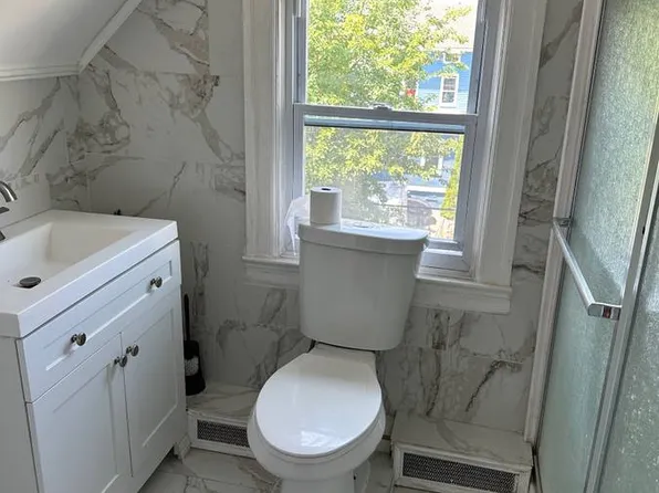 (undisclosed Address), Mount Vernon, NY 10550