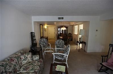 3rd image of 500 Bay Ave #1305