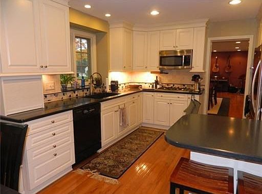 5th image of 3520 Sturbridge Ct