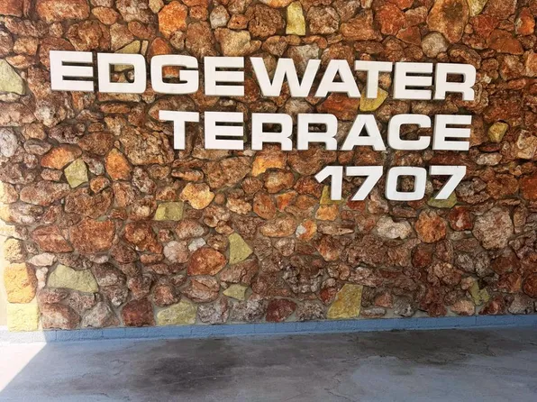 1707 North Prospect AVENUE #5C, Milwaukee, WI 53202