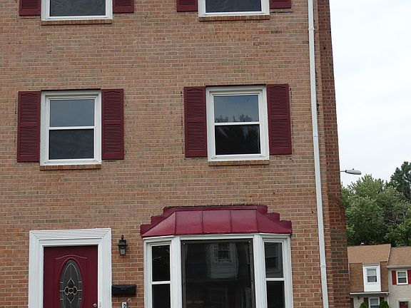 2nd image of 3211 Birchdale Sq
