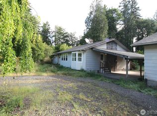 496 Ph #10, Castle Rock, WA 98611