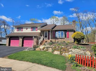 126 Gery Ct, Ephrata, PA 17522