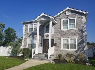 959 Raritan Rd, Clark, NJ 07066