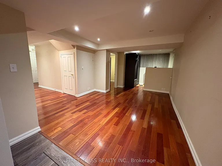 62 Scarbell Dr — Photo 6