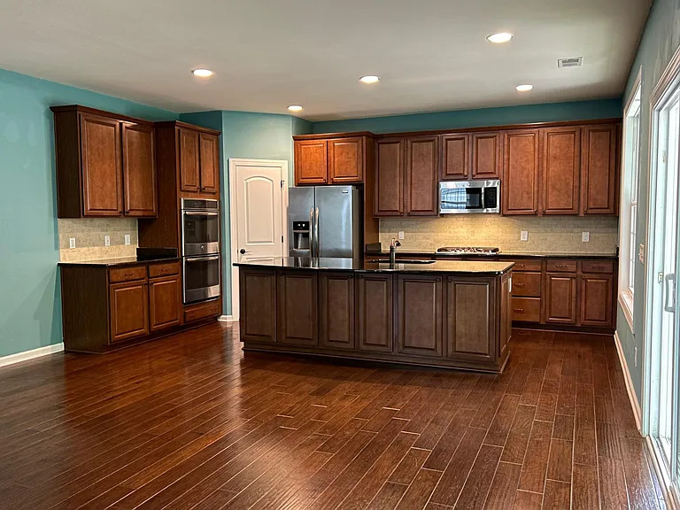 7 Independence Pl — Photo 5
