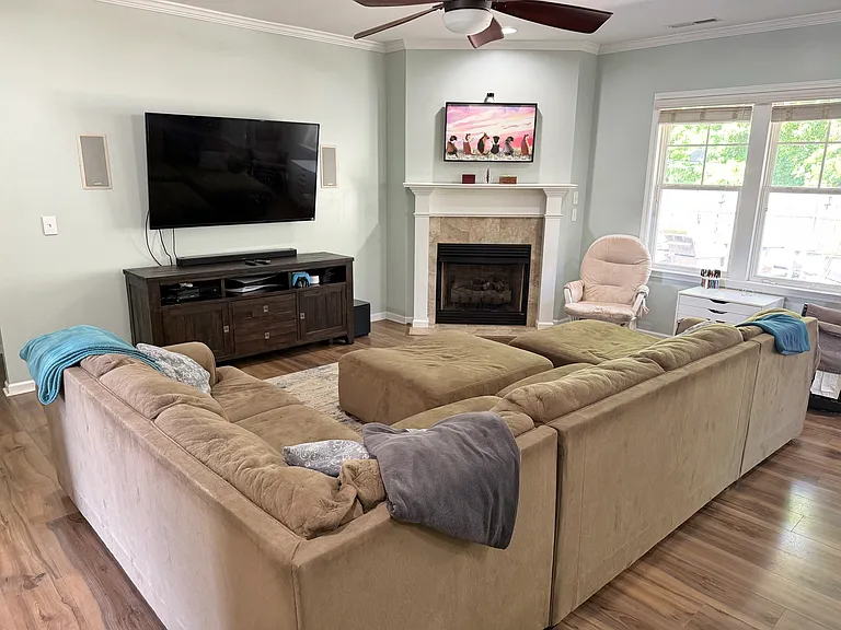 703 Stagecoach Dr — Photo 7