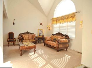 9 Lavender Dr, Princeton, NJ 08540