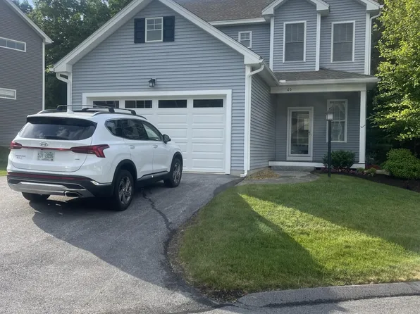60 Cottonwood Way, Manchester, NH 03102