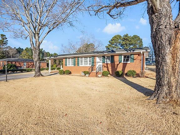 2nd image of 510 Ellen Dr
