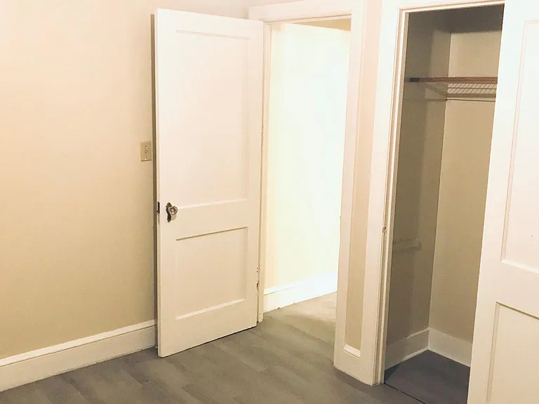 925 3rd Ave #7 — Photo 7