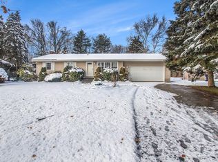 1565 Vesta Rd, Muskegon, MI 49445