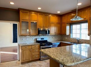 18901 Adolfo Ave, Reseda, CA 91335
