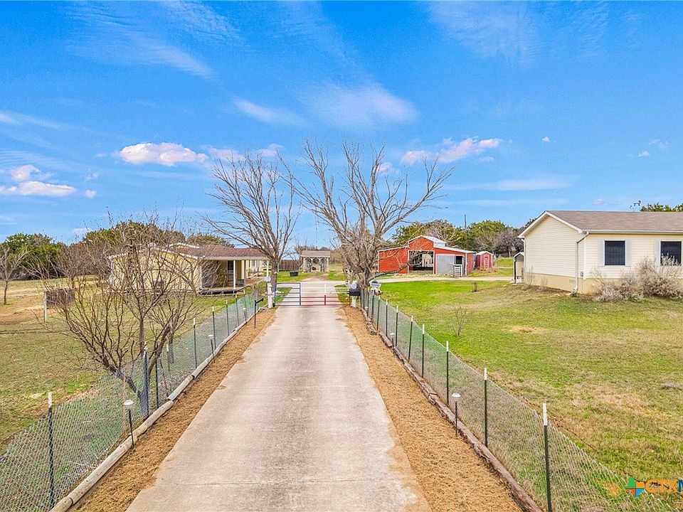1st image of 836 Blue Stem Dr