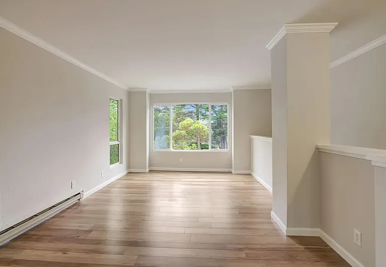 355 Half Moon Ln #2 — Photo 8