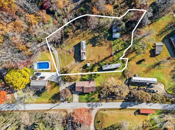 28 Townsend Trl, Brevard, NC 28712