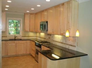 1279 Biltmore Dr, Atlanta, GA 30329