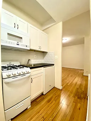 Rented by City & Suburban | media 7