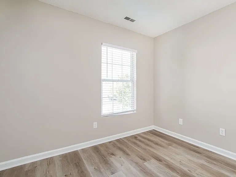 108 N Honey Springs Ave — Photo 13