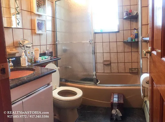 Rented by Alexiou Realty | media 11