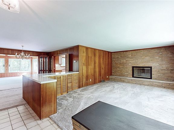 2nd image of 7780 Clarion Dr