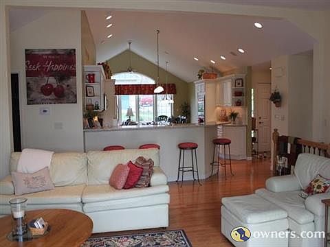 4th image of 191 Oak Run Dr