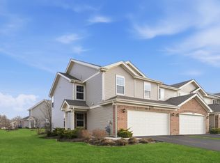 1145 Amber Dr, Cary, IL 60013