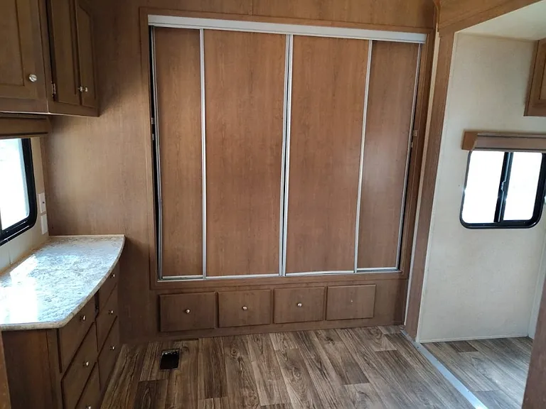806 Yaupon Dr — Photo 5