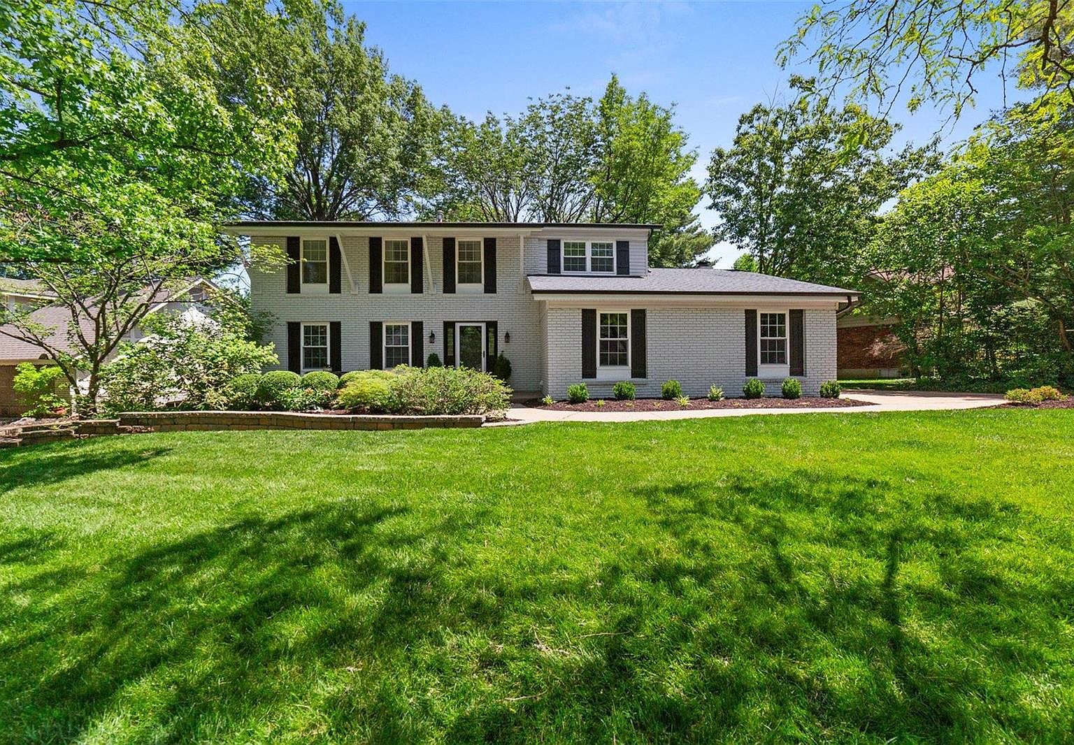 235 Clayton Oaks Dr, Ellisville, MO 63011 Zillow