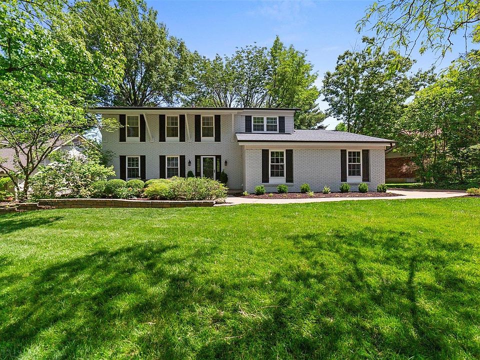 1st image of 235 Clayton Oaks Dr