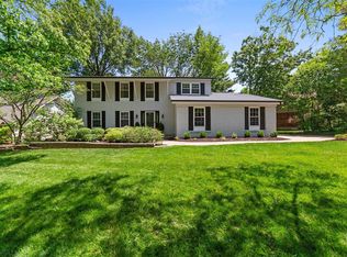 235 Clayton Oaks Dr, Ballwin, MO 63011