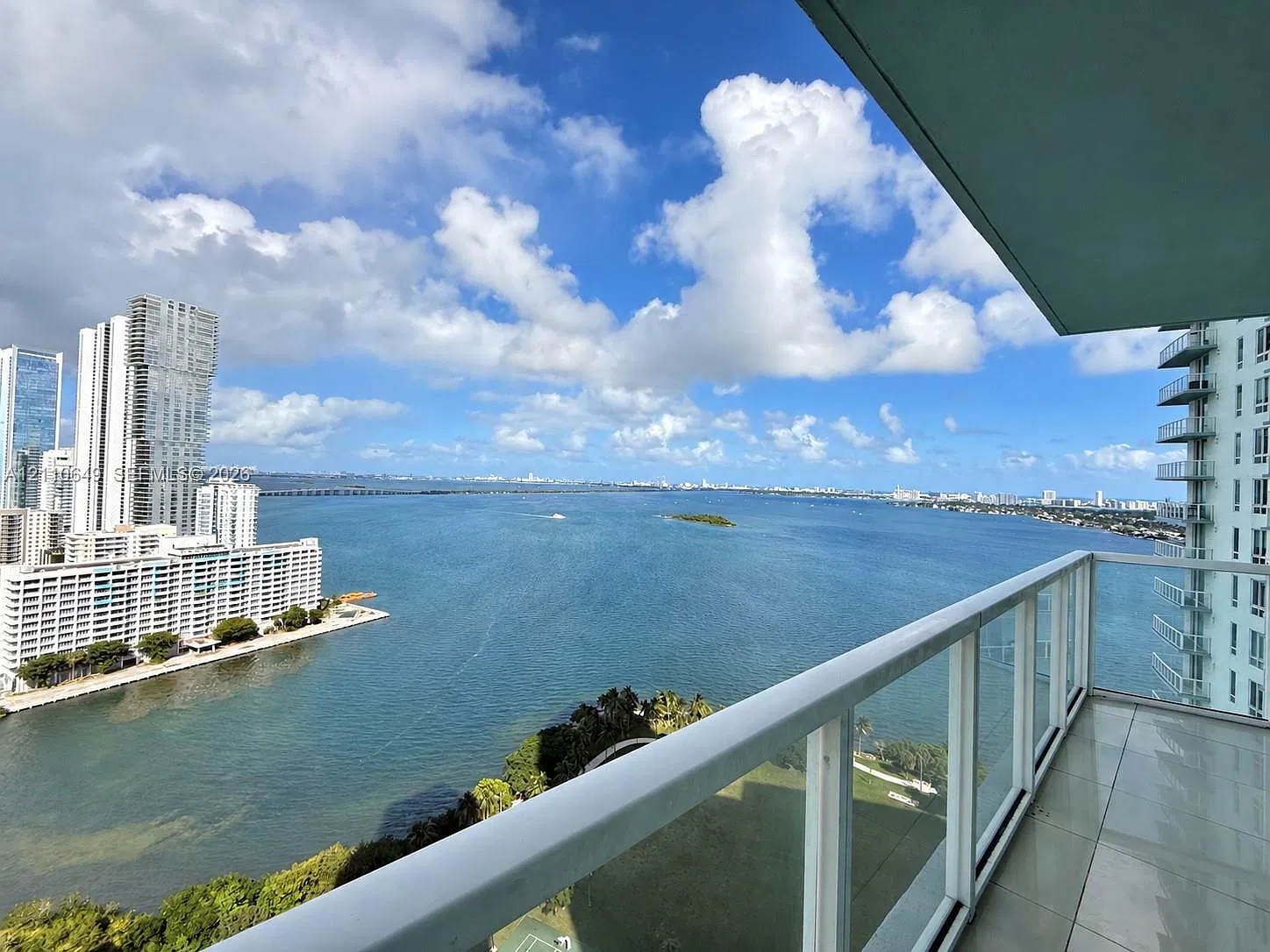 Quantum On The Bay Condo — Photo 1