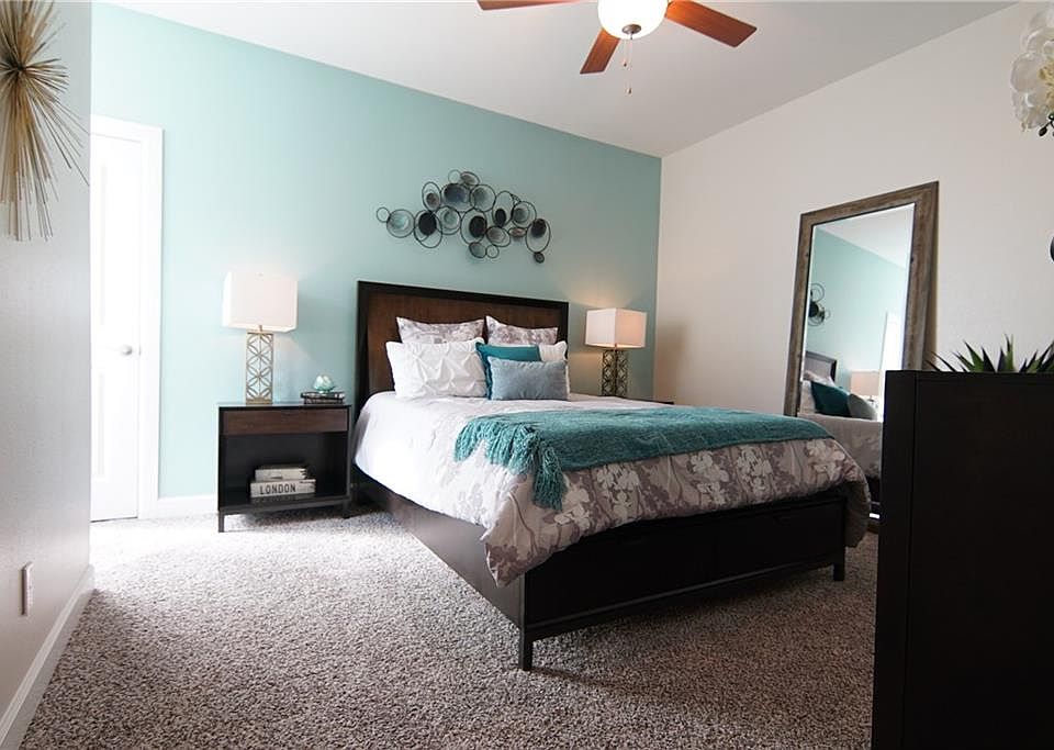 1st image of 3204 David Palacio Dr