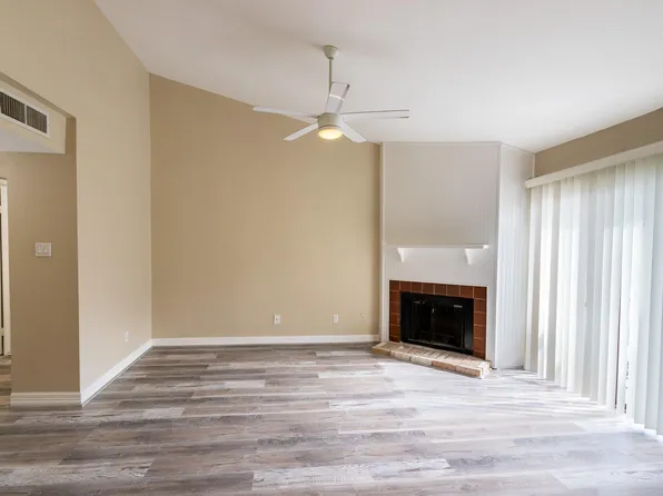 7140 N Holiday Dr, Galveston, TX 77550