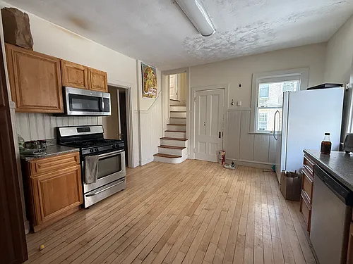 12 Braemore Rd #2 Photo 1