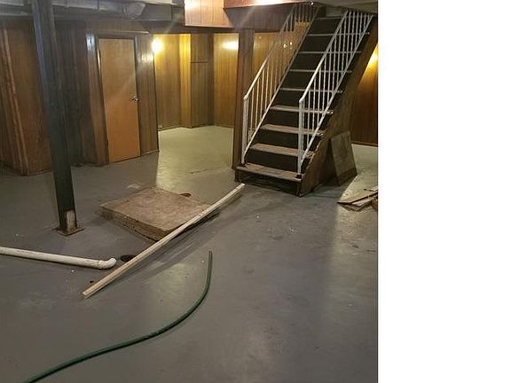 5th image of 8372 Eton Pl