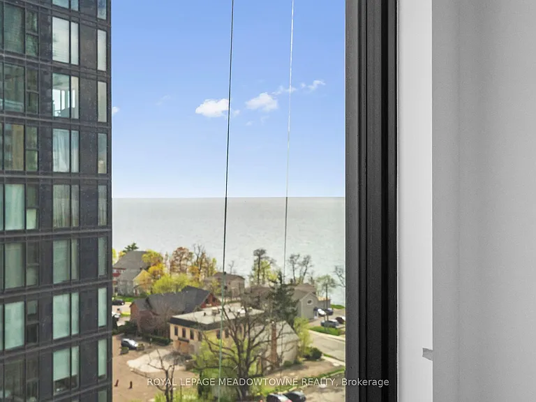 2075 Lakeshore Rd #902 — Photo 25