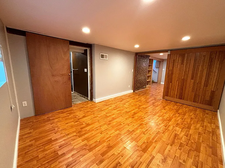4900 N Yale St — Photo 10