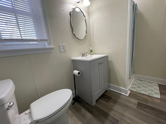 5th image of 334 Camden Ave APT B