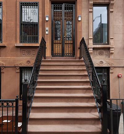 2nd image of 253 W 121st St