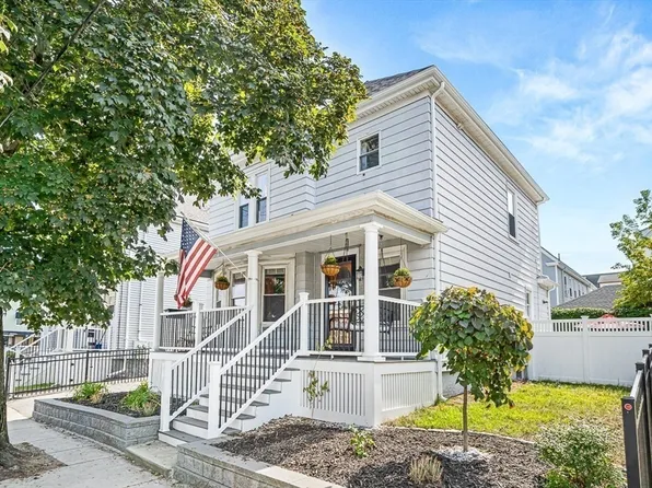 12 Morris St, Everett, MA 02149