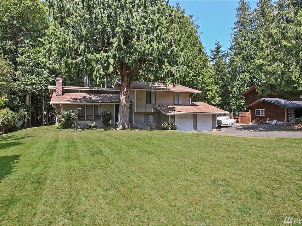 This home sits on .54 acres surrounded by other homes which are also well cared for.
