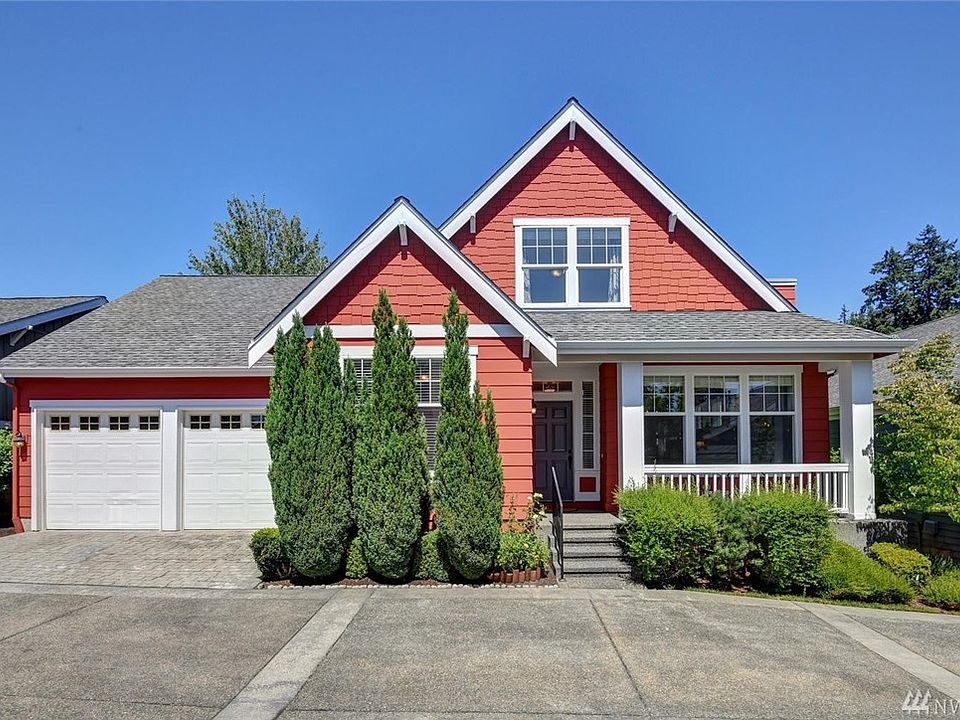 1st image of 210 NE Flowering Dogwood Ct
