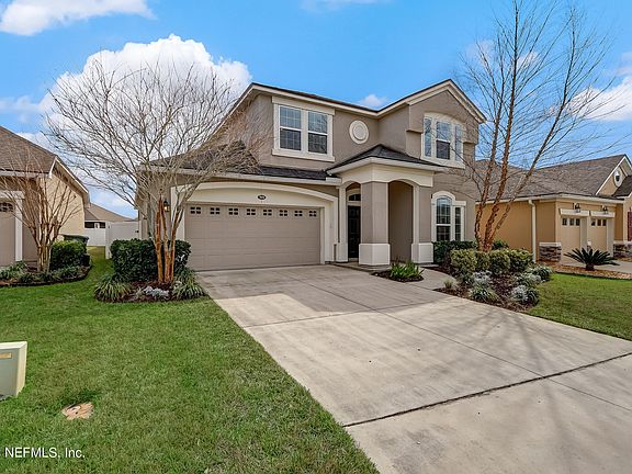 3rd image of 7056 Fleur Cove Dr