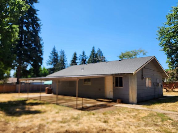 2nd image of 7623 NE 142nd Ave
