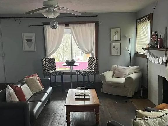 5th image of 238 E College Ave