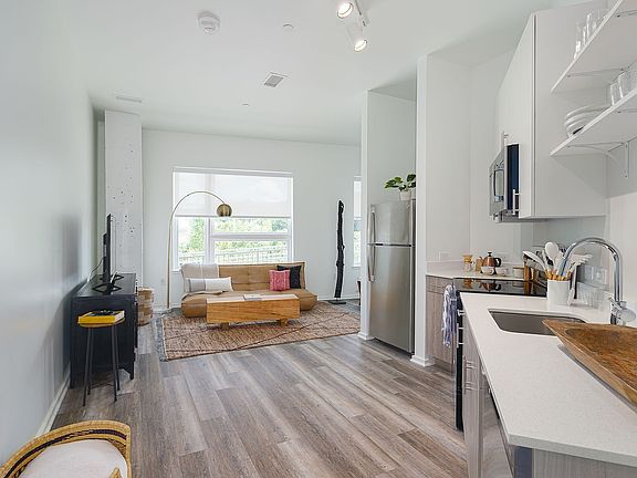 Jr 1 Bedroom Model